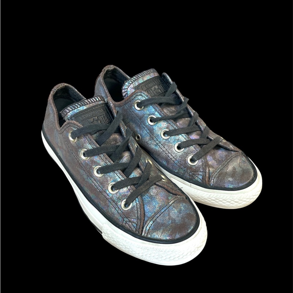 Women’s Converse shoes